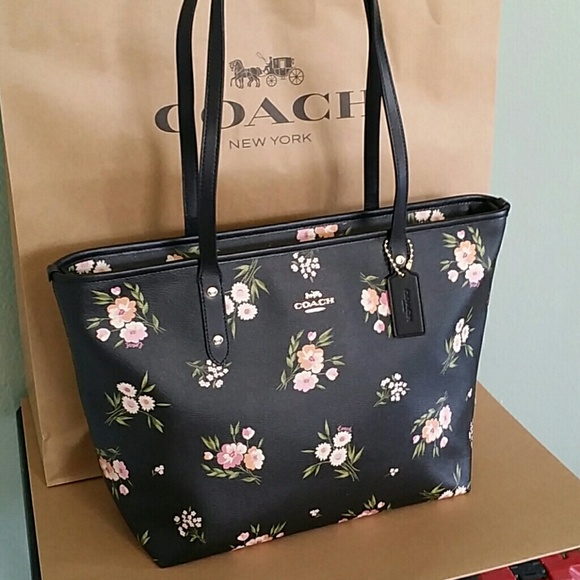 🌷NEW🌼Authentic Coach Daisy Print City Zip Tote🌷 - Picture 4 of 8